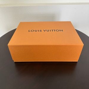 Louis Vuitton box
